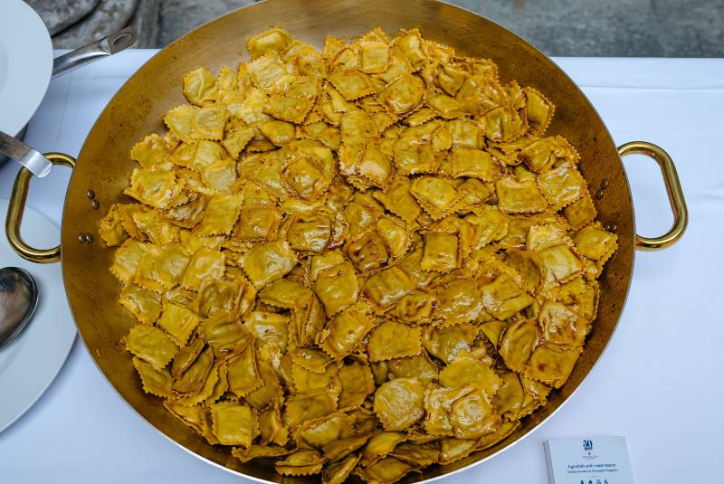 Agnolloti closing party highlights W50BR25-1